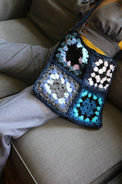 One of a kind Granny square bag - blue/ white - Carol Meyer crochet originals