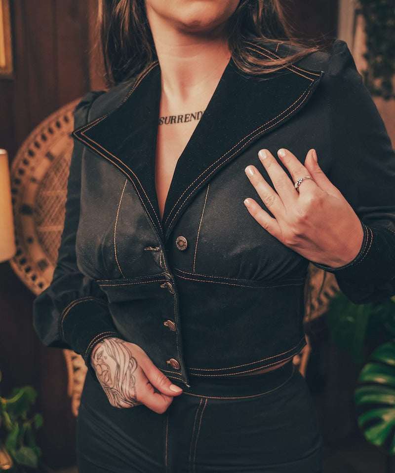 Soul Sister since '69 - Farrah Cropped Jacket  - Black