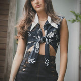 Soul Sister since 1969 - Cropped sleeveless tie front blouse - Black and white floral