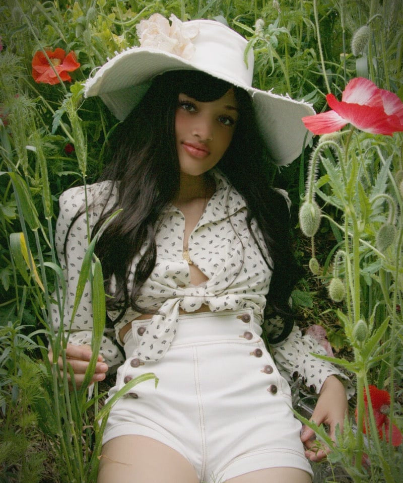Soul Sister since 1969 - High waisted Sailor shorts - White Denim