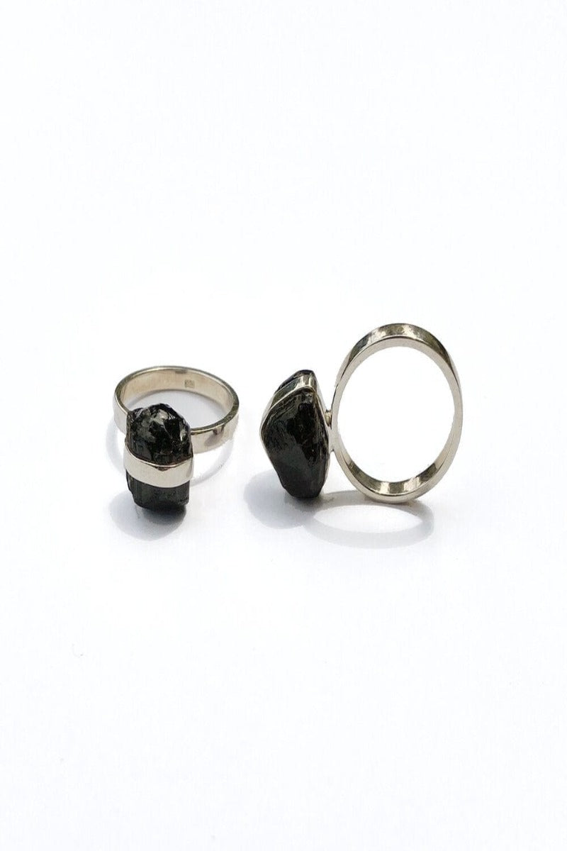 Black Tourmaline Silver Small Ring